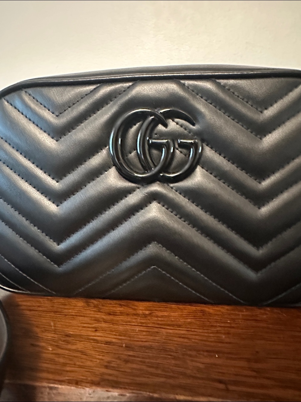 Gucci Black Chevron Matelassé GG Marmont Crossbody Bag - Picture 6 of 9
